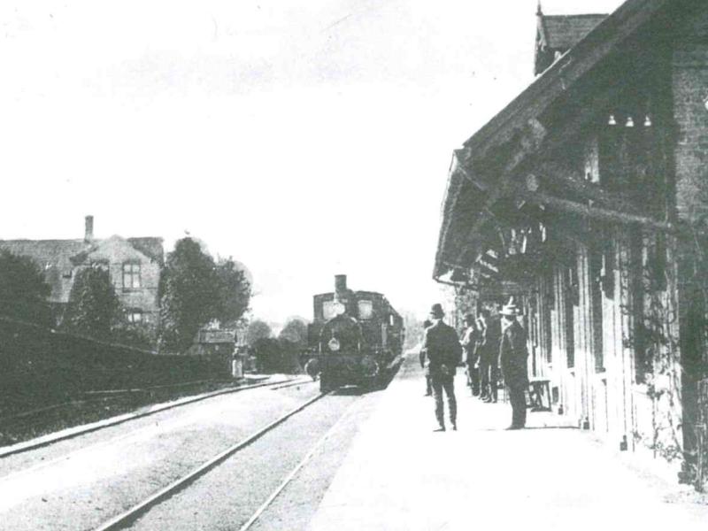 Damptog på Måløv Station